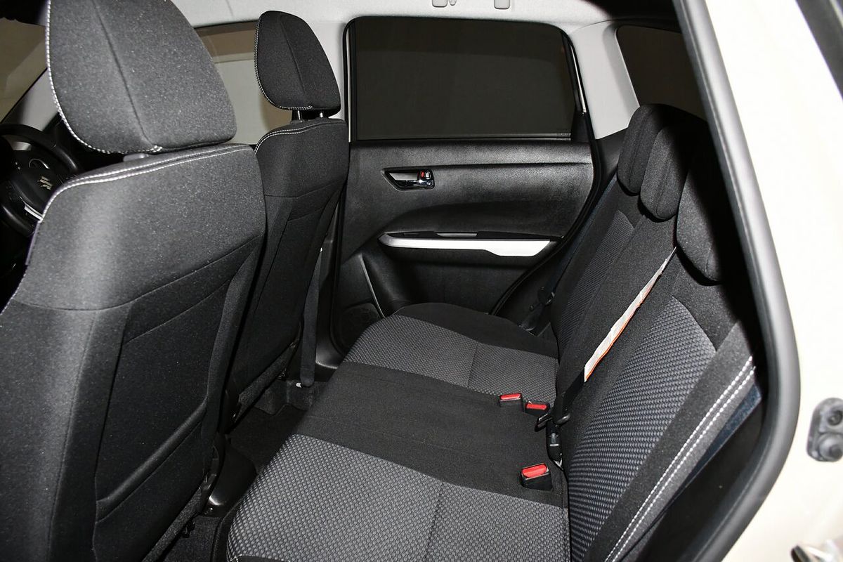 2016 Suzuki Vitara RT-S LY