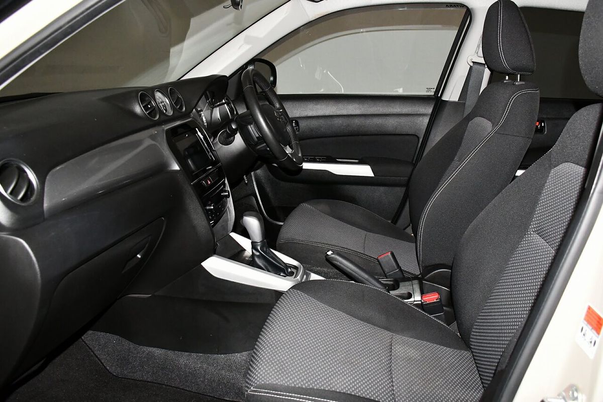 2016 Suzuki Vitara RT-S LY