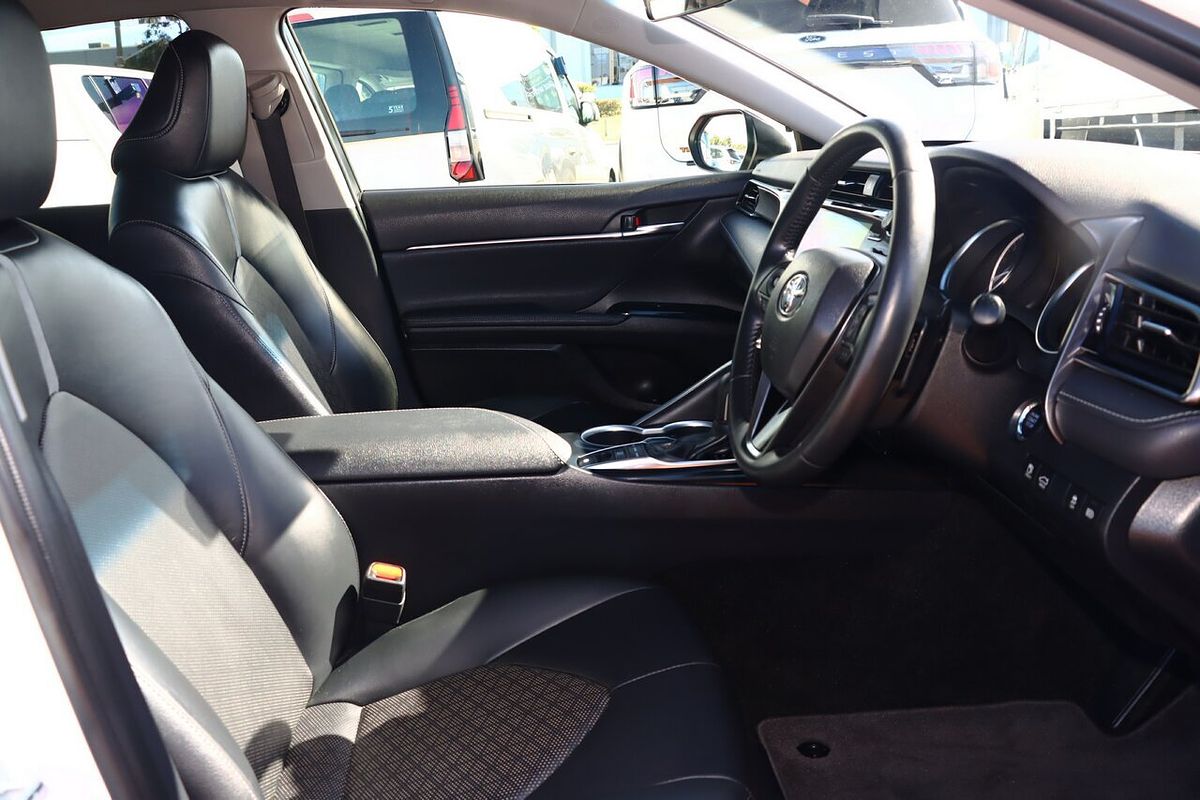 2020 Toyota Camry SX ASV70R