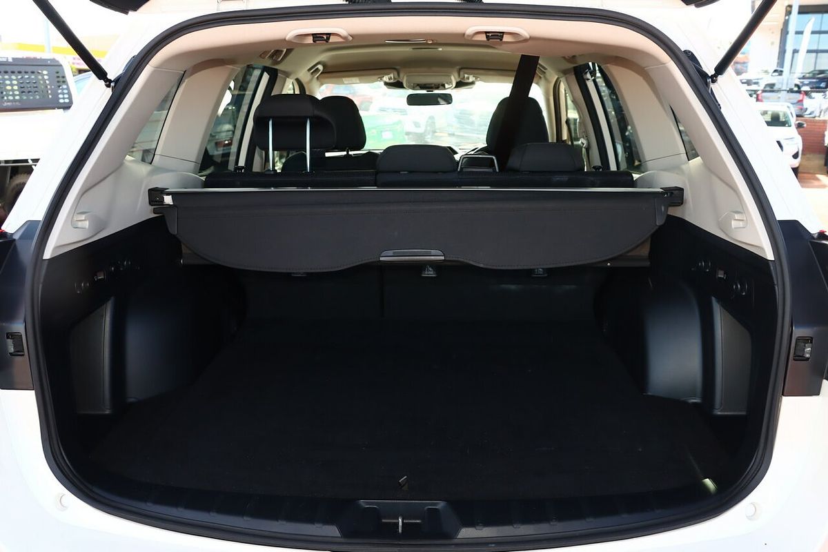2022 Subaru Forester 2.5i S5