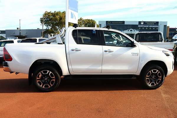 2023 Toyota Hilux SR5 GUN126R 4X4