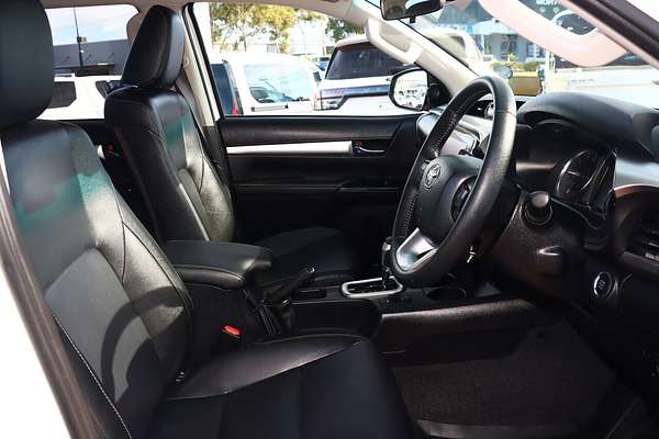 2023 Toyota Hilux SR5 GUN126R 4X4