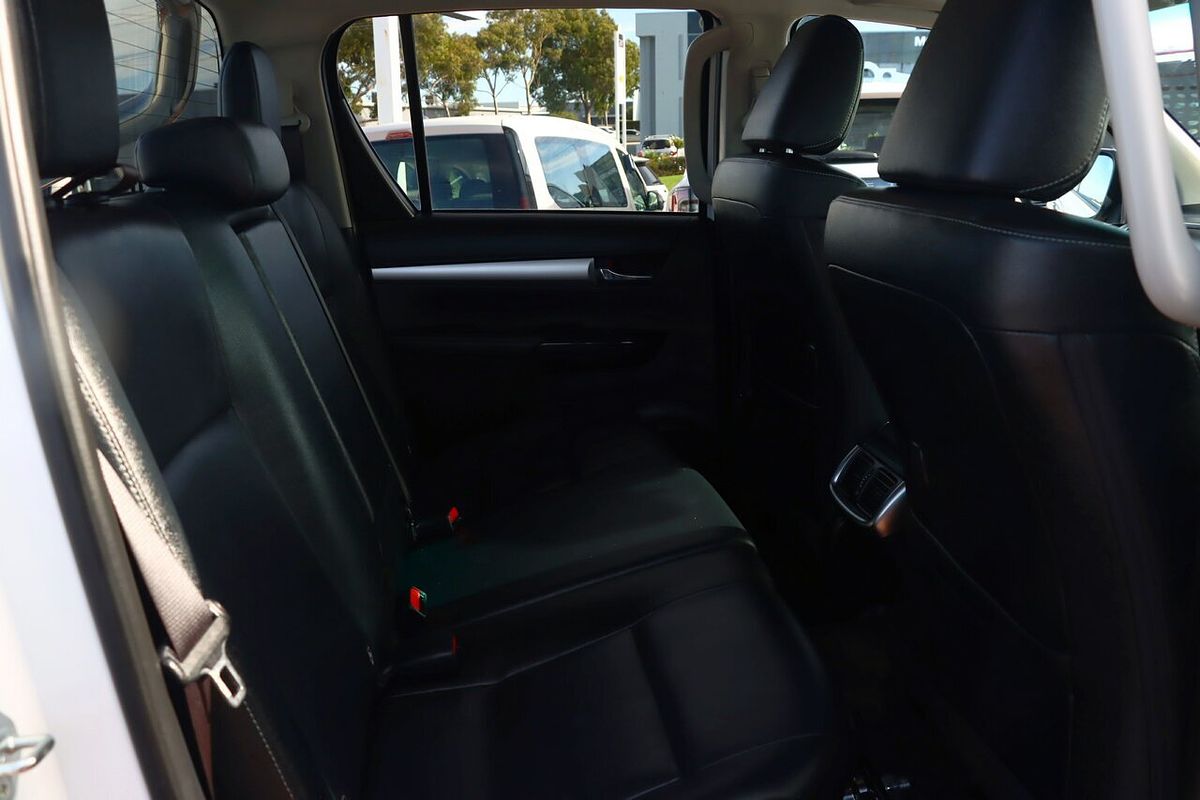 2023 Toyota Hilux SR5 GUN126R 4X4