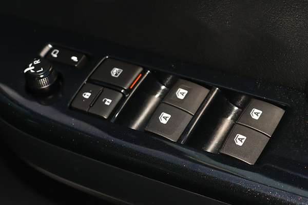 2023 Toyota Hilux SR5 GUN126R 4X4