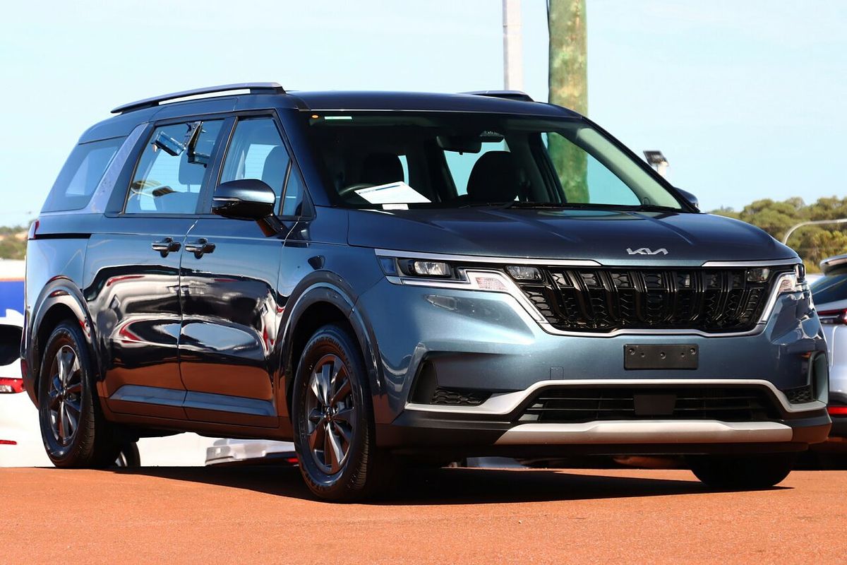 2023 Kia Carnival S KA4