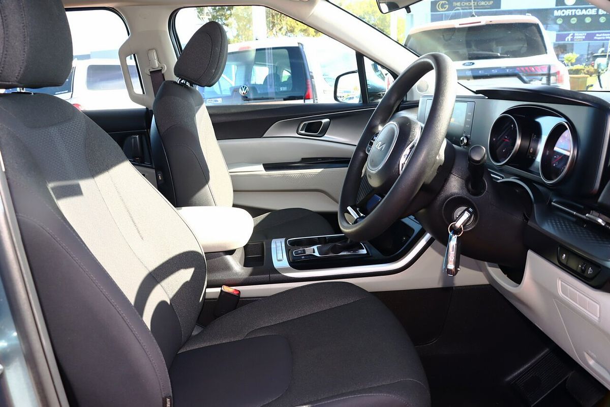 2023 Kia Carnival S KA4