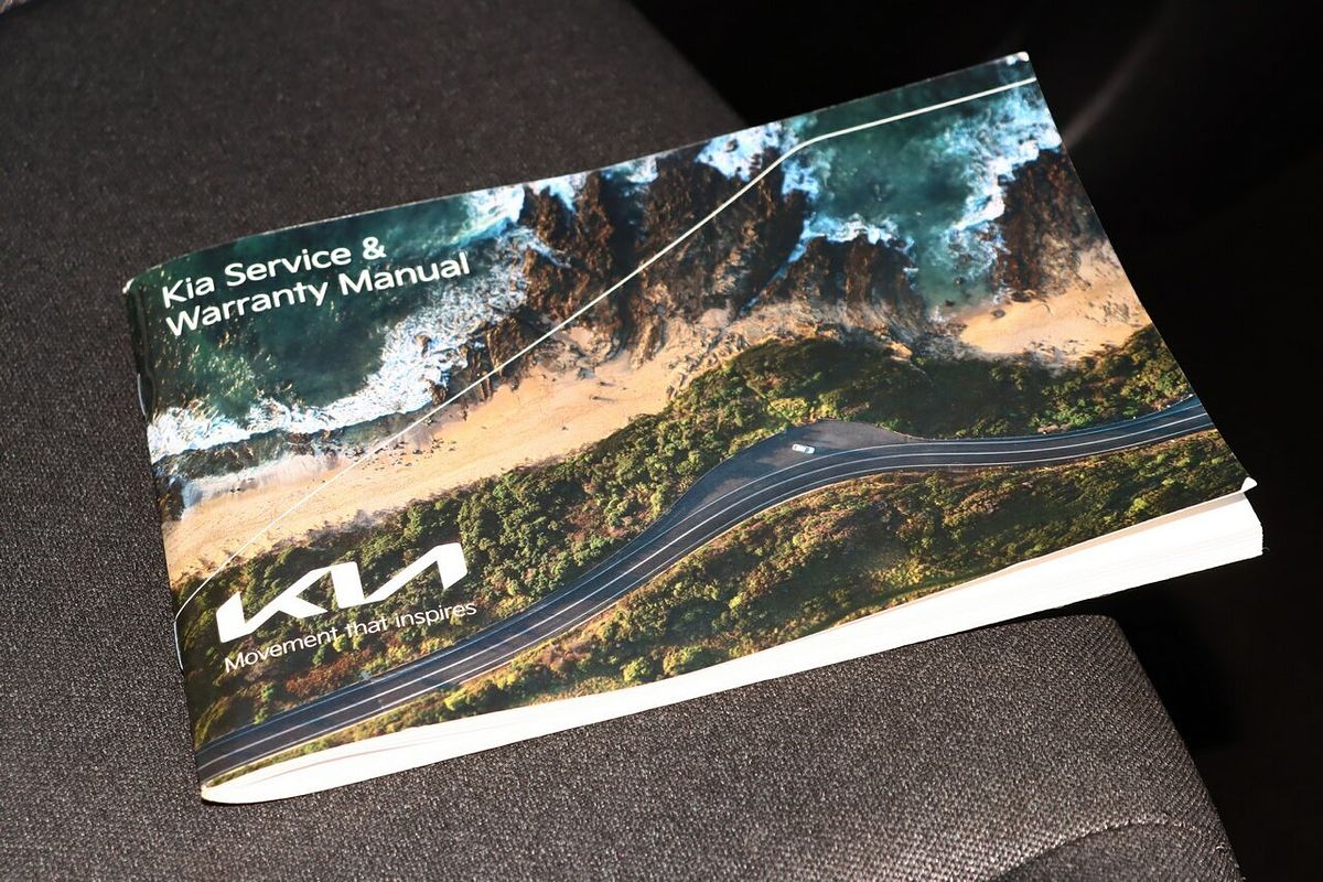 2023 Kia Carnival S KA4
