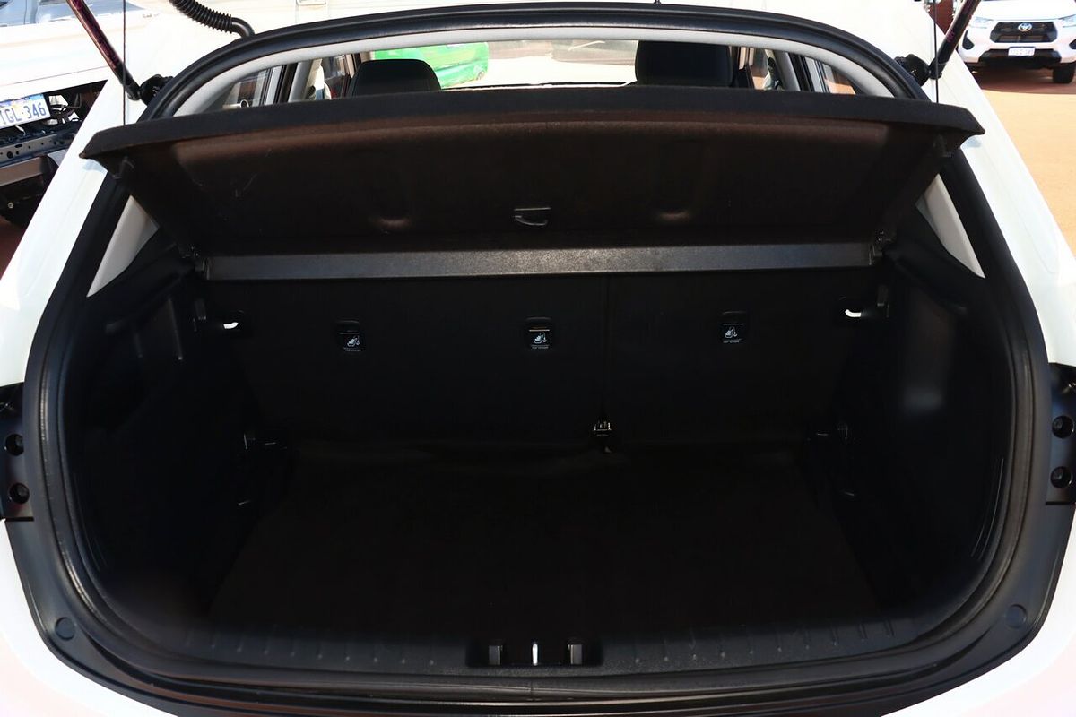 2022 Kia Stonic S YB