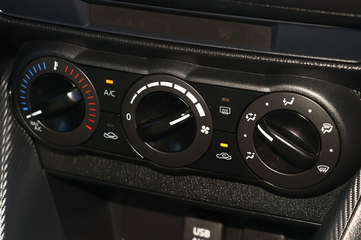 2017 Mazda 2 Neo DJ Series