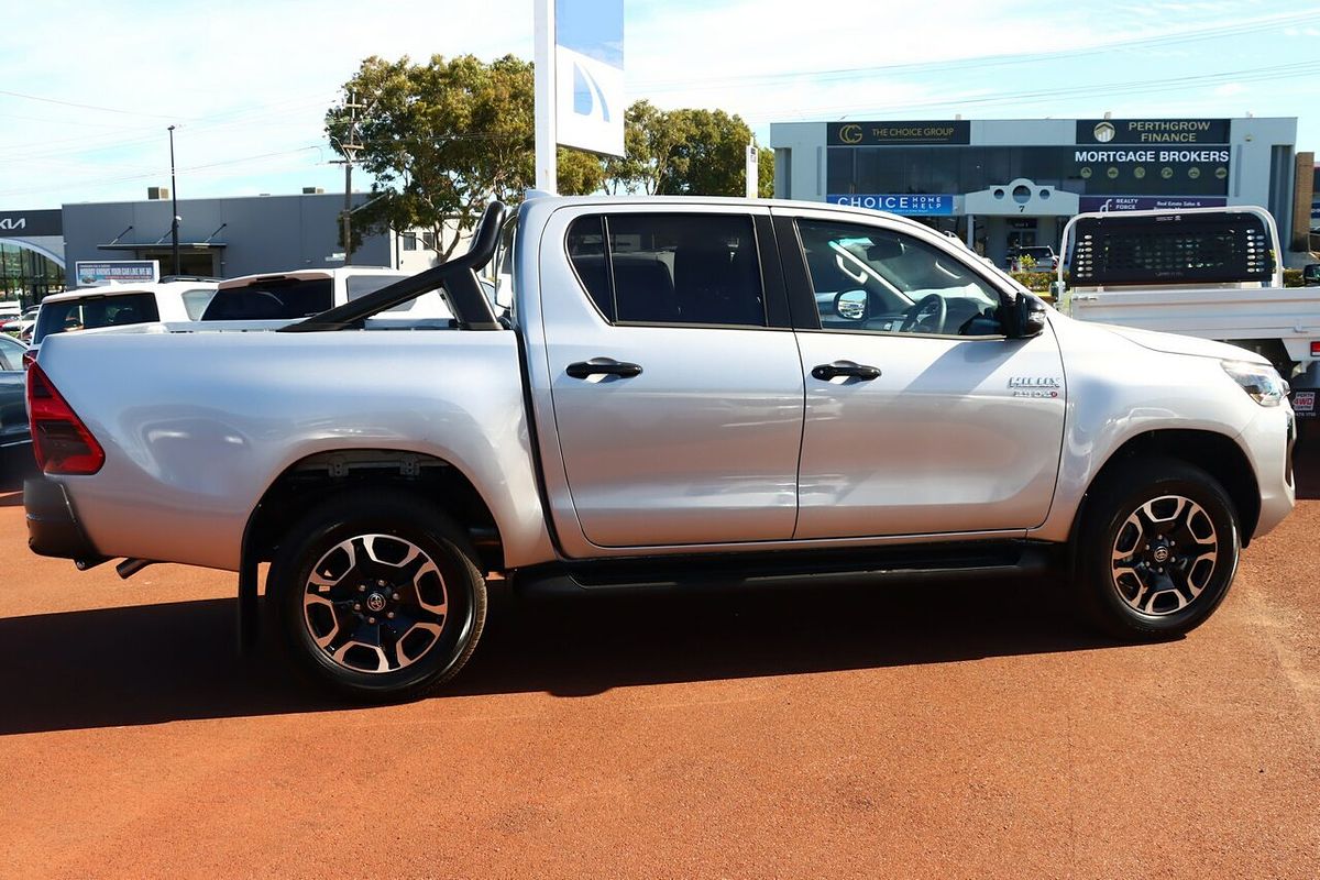 2025 Toyota Hilux SR5 48V GUN126R 4X4