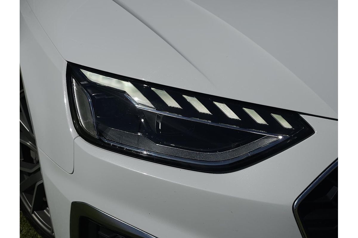 2021 Audi A4 45 TFSI S line B9