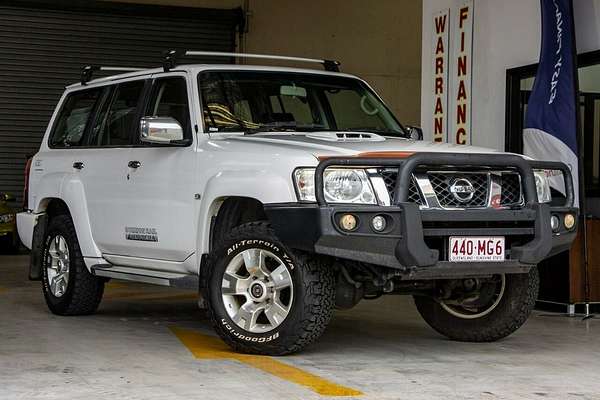2015 Nissan Patrol ST Y61