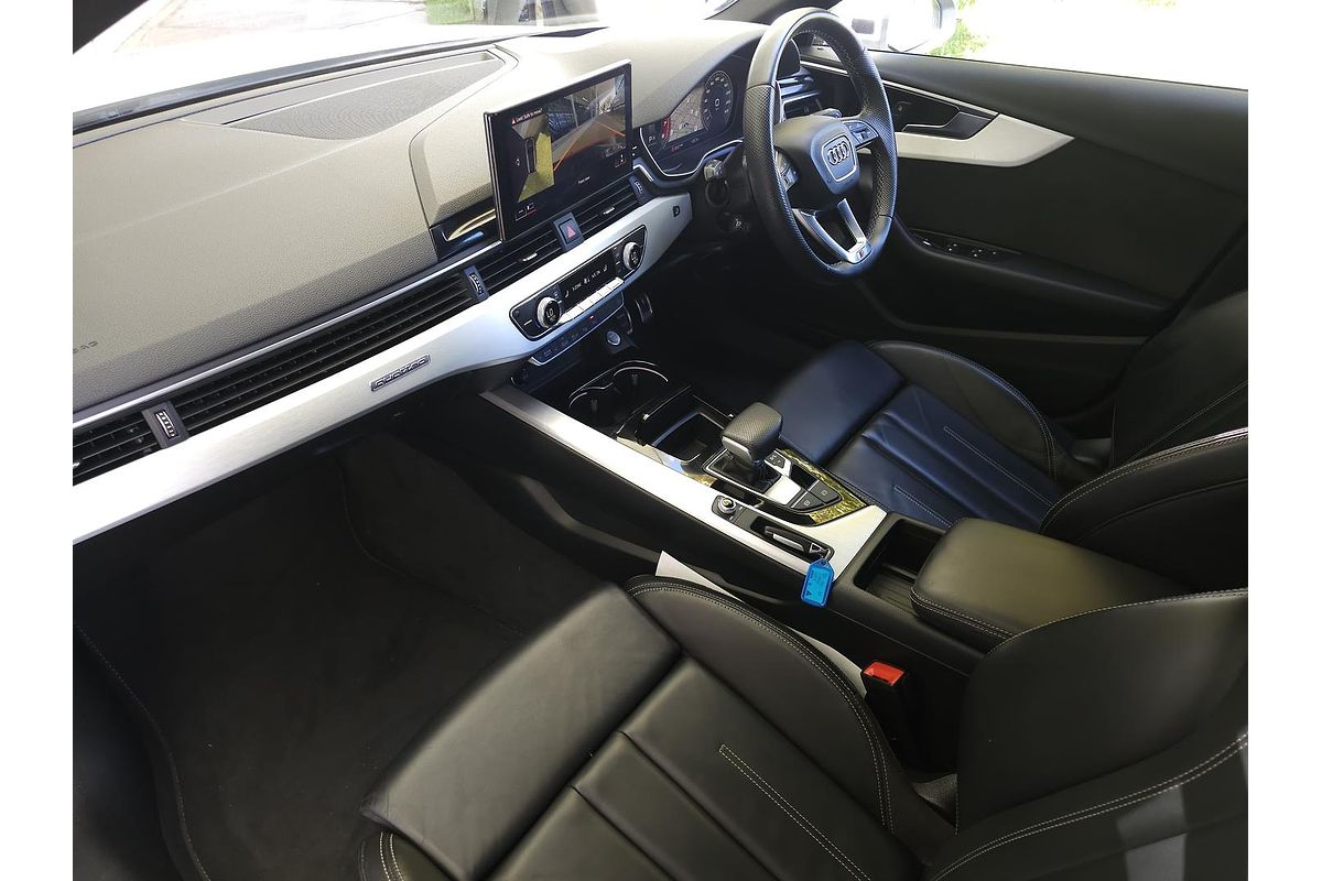 2021 Audi A4 45 TFSI S line B9