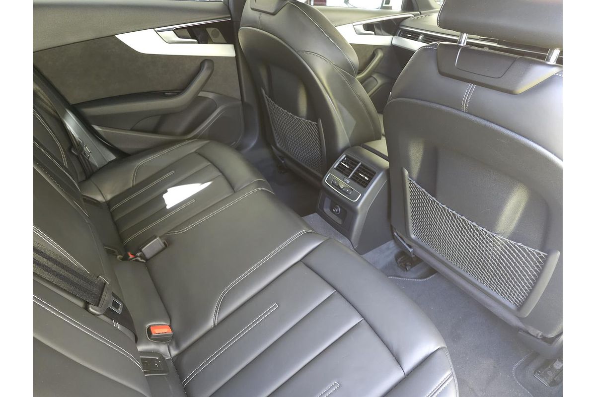 2021 Audi A4 45 TFSI S line B9