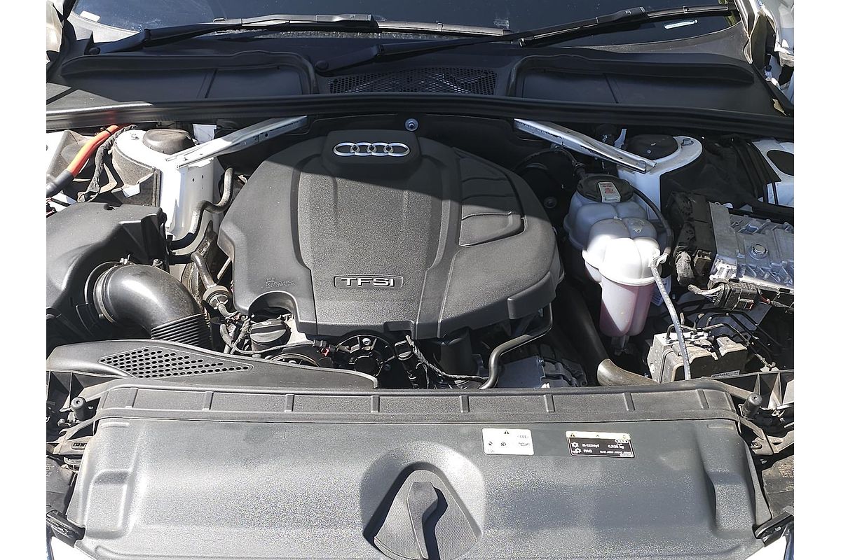 2021 Audi A4 45 TFSI S line B9