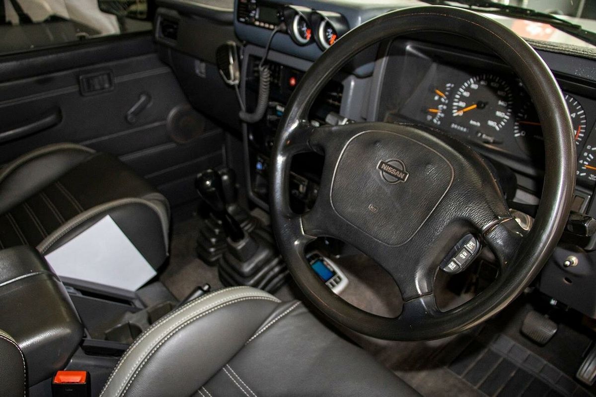 1996 Nissan Patrol RX GQ II