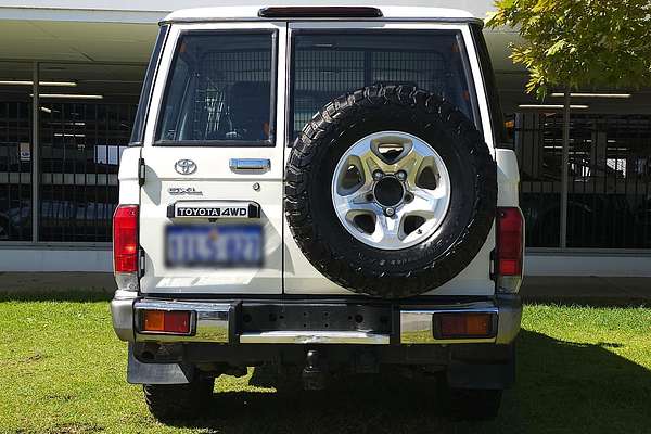 2019 Toyota Landcruiser GXL VDJ76R