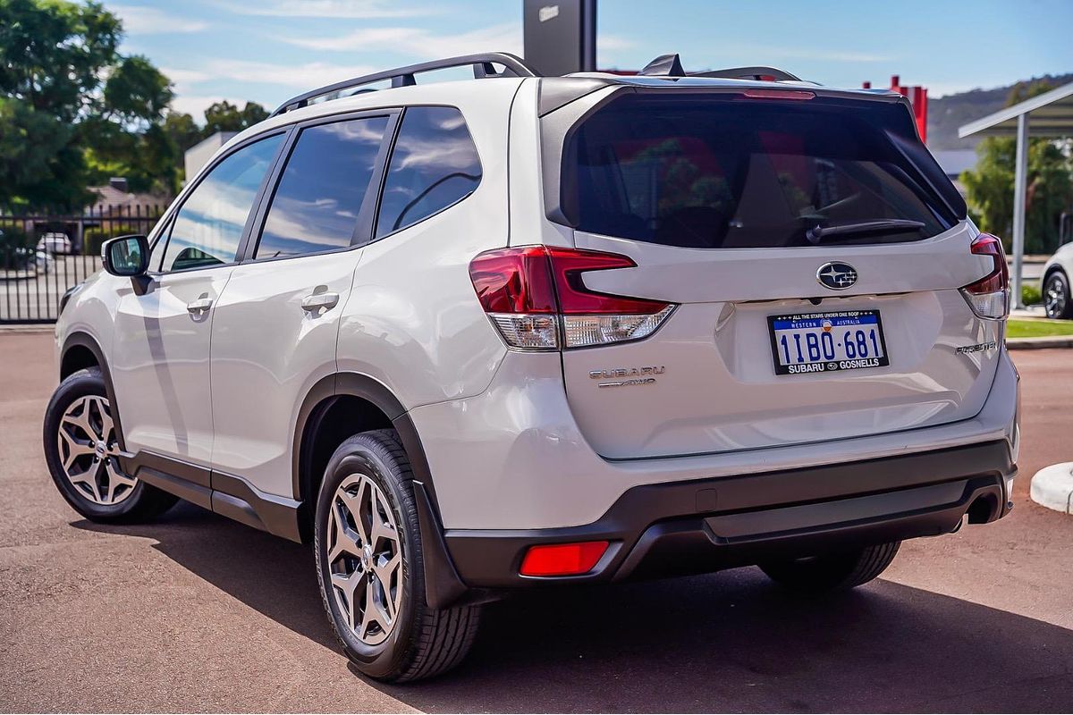 2023 Subaru Forester 2.5i S5