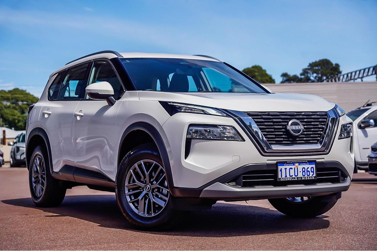 2023 Nissan X-TRAIL ST T33