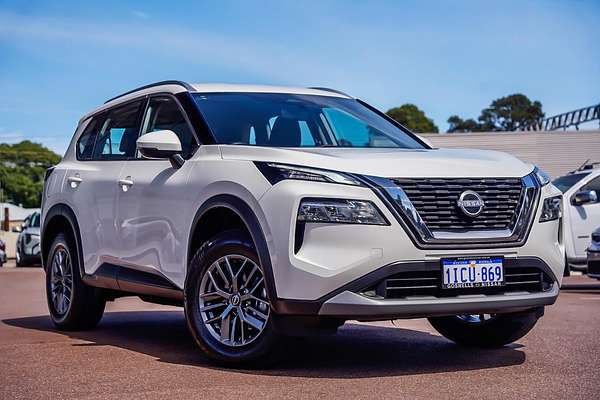 2023 Nissan X-TRAIL ST T33