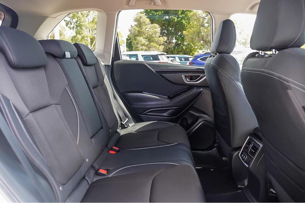 2023 Subaru Forester 2.5i S5