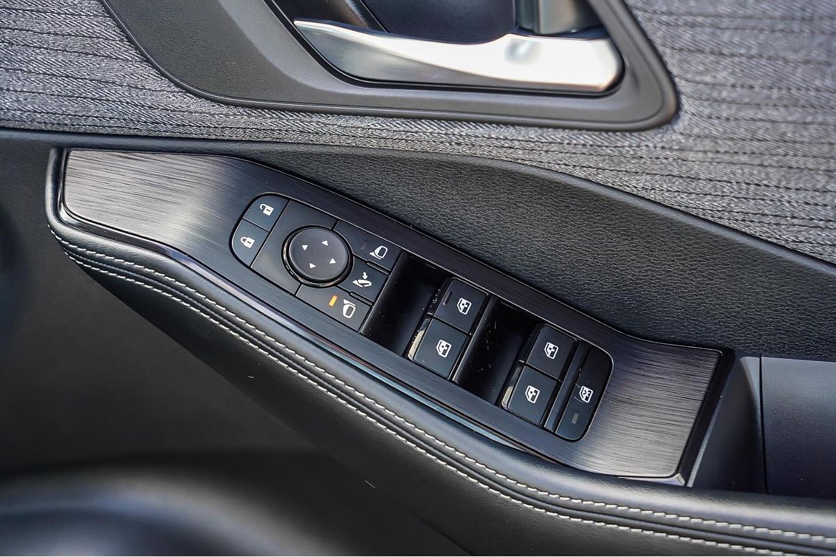 2023 Nissan X-TRAIL ST T33