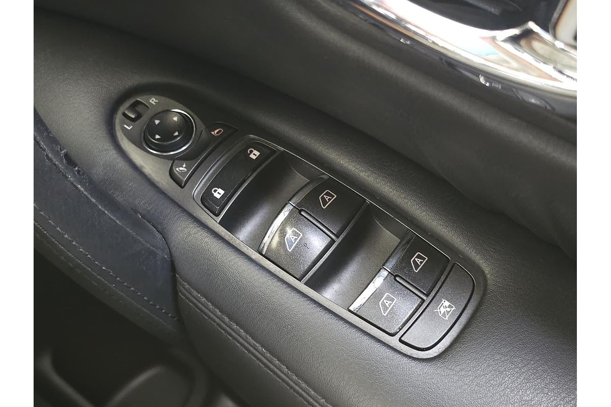2013 Nissan Patrol Ti-L Y62