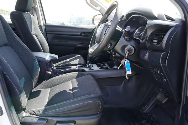 2020 Toyota Hilux SR GUN126R 4X4