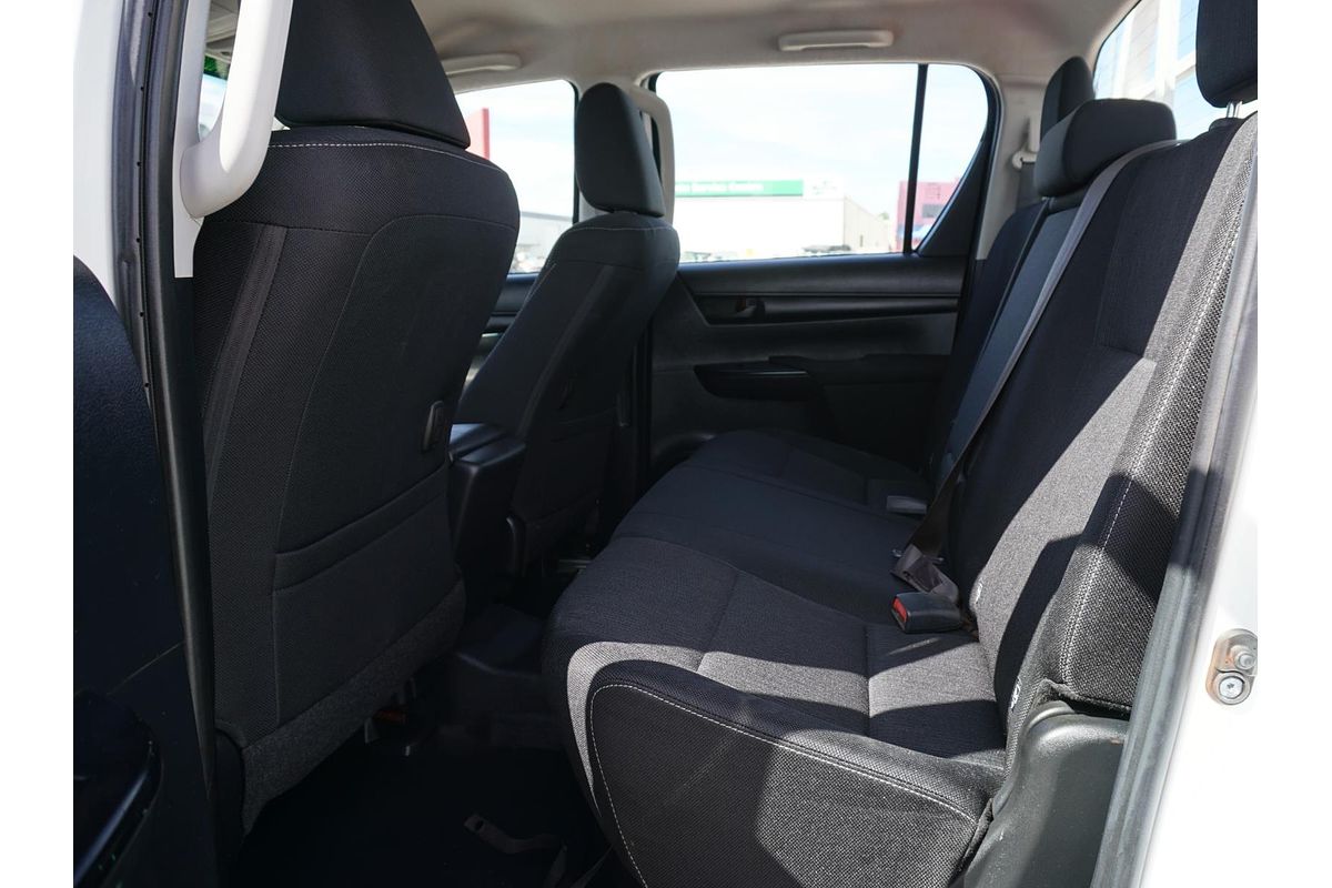 2020 Toyota Hilux SR GUN126R 4X4