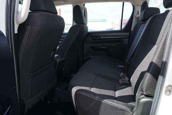 2020 Toyota Hilux SR GUN126R 4X4