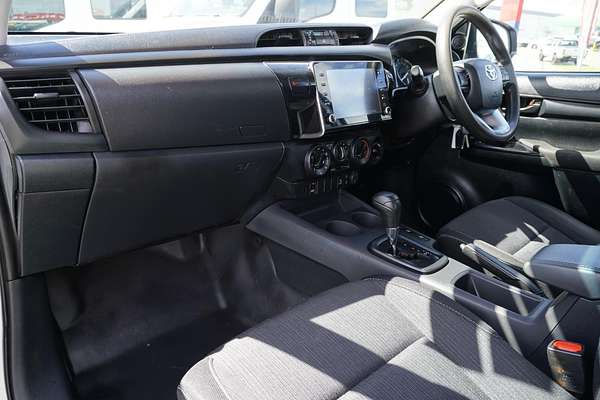 2020 Toyota Hilux SR GUN126R 4X4