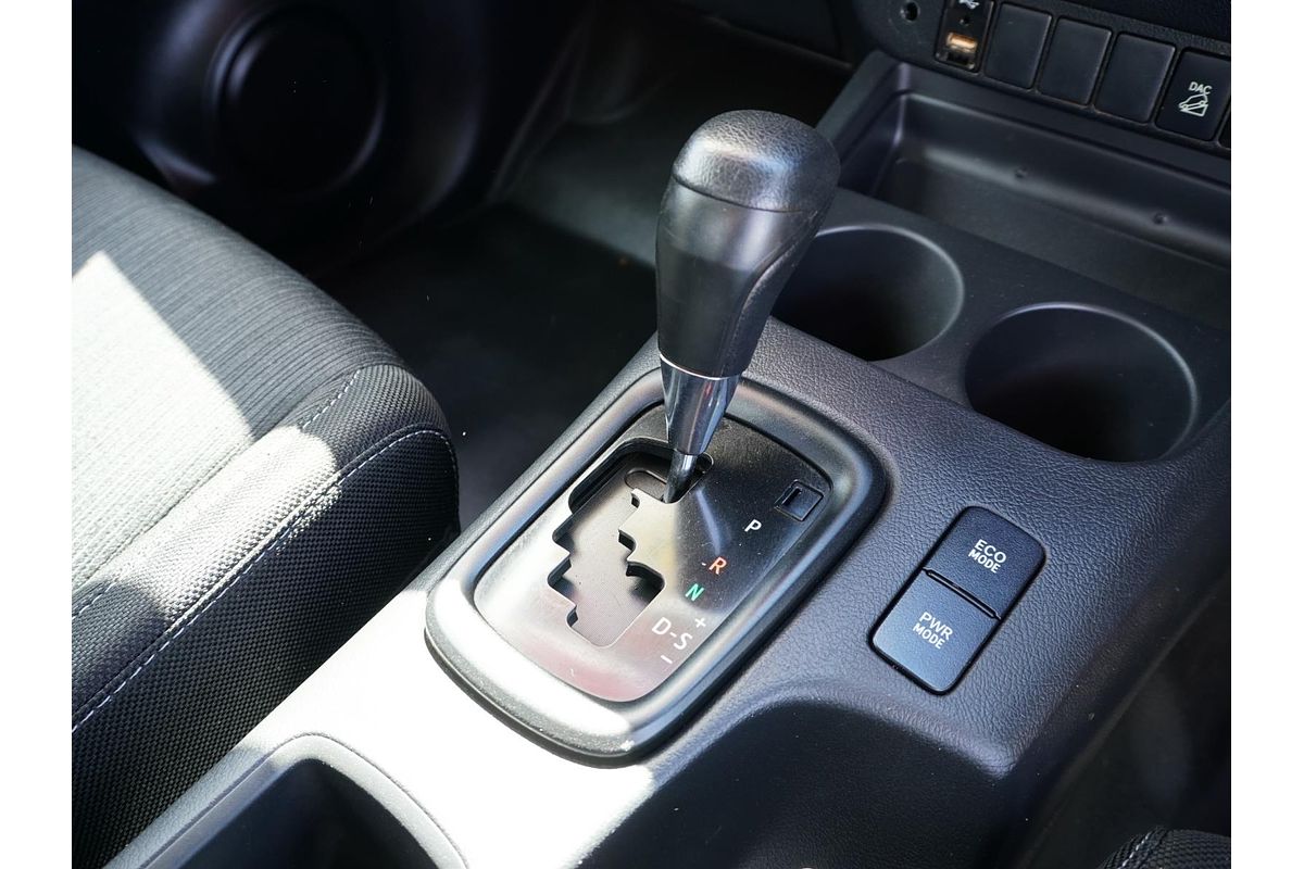 2020 Toyota Hilux SR GUN126R 4X4