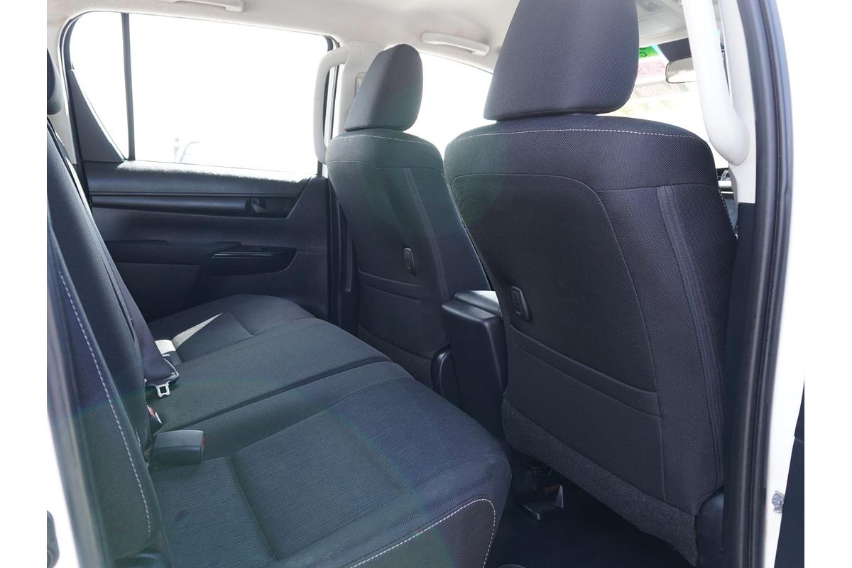 2020 Toyota Hilux SR GUN126R 4X4