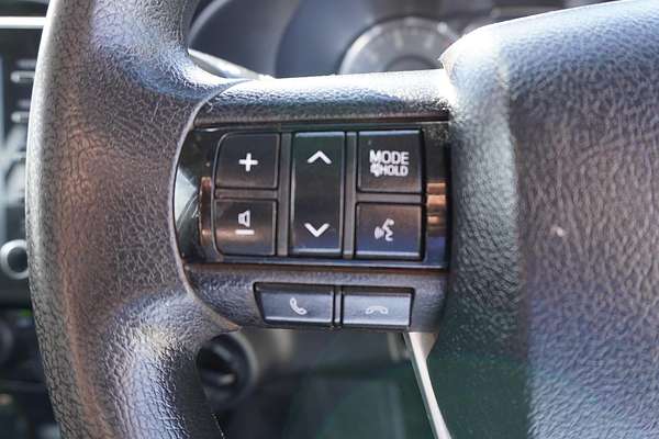 2020 Toyota Hilux SR GUN126R 4X4
