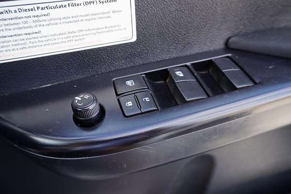 2020 Toyota Hilux SR GUN126R 4X4