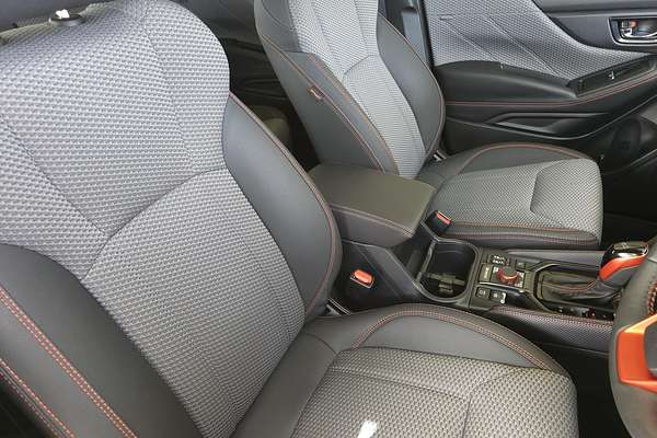 2024 Subaru Forester 2.5i Sport S5