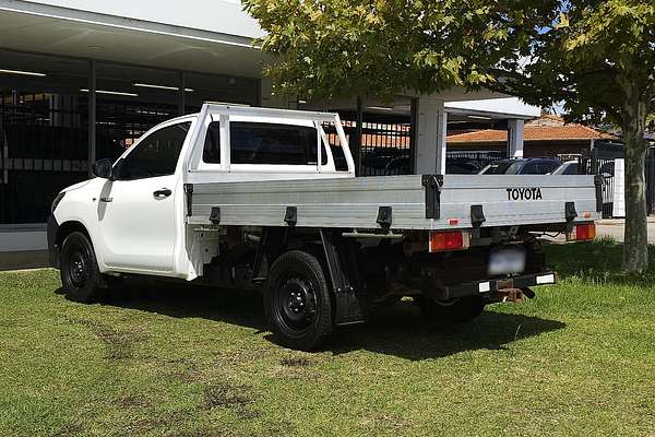 2017 Toyota Hilux Workmate TGN121R Rear Wheel Drive