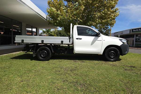 2017 Toyota Hilux Workmate TGN121R Rear Wheel Drive
