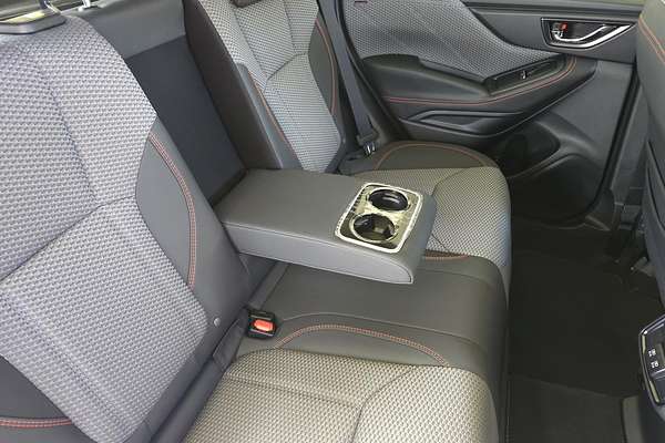 2024 Subaru Forester 2.5i Sport S5