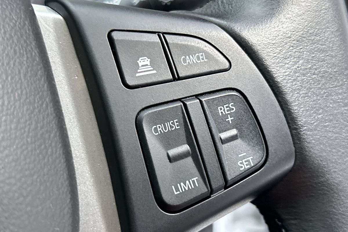 2023 Suzuki S-Cross Plus JYB