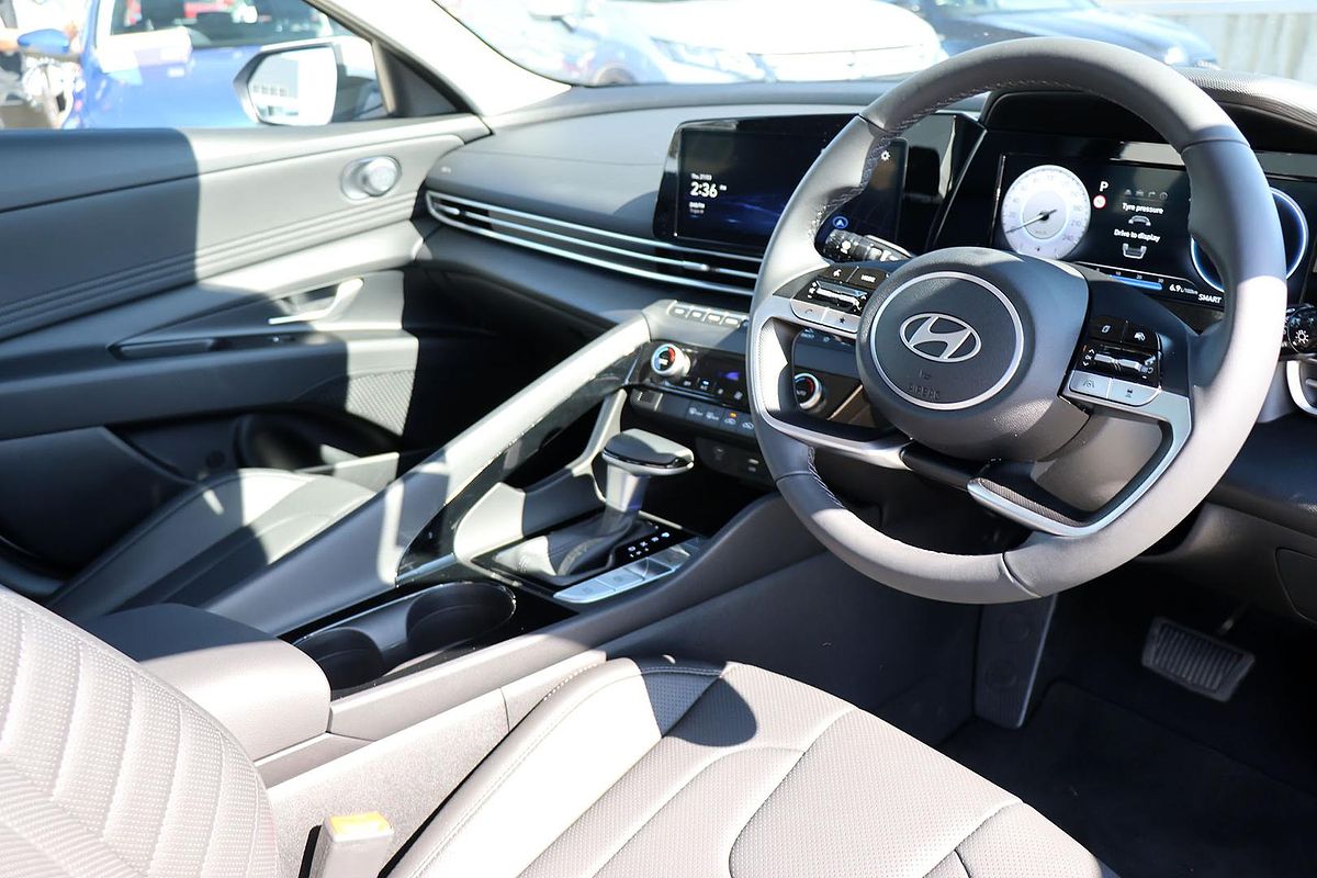 2024 Hyundai i30 Elite CN7.V2