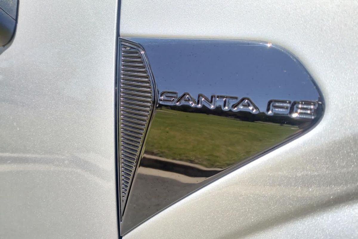 2025 Hyundai Santa Fe Hybrid Elite MX5.V1