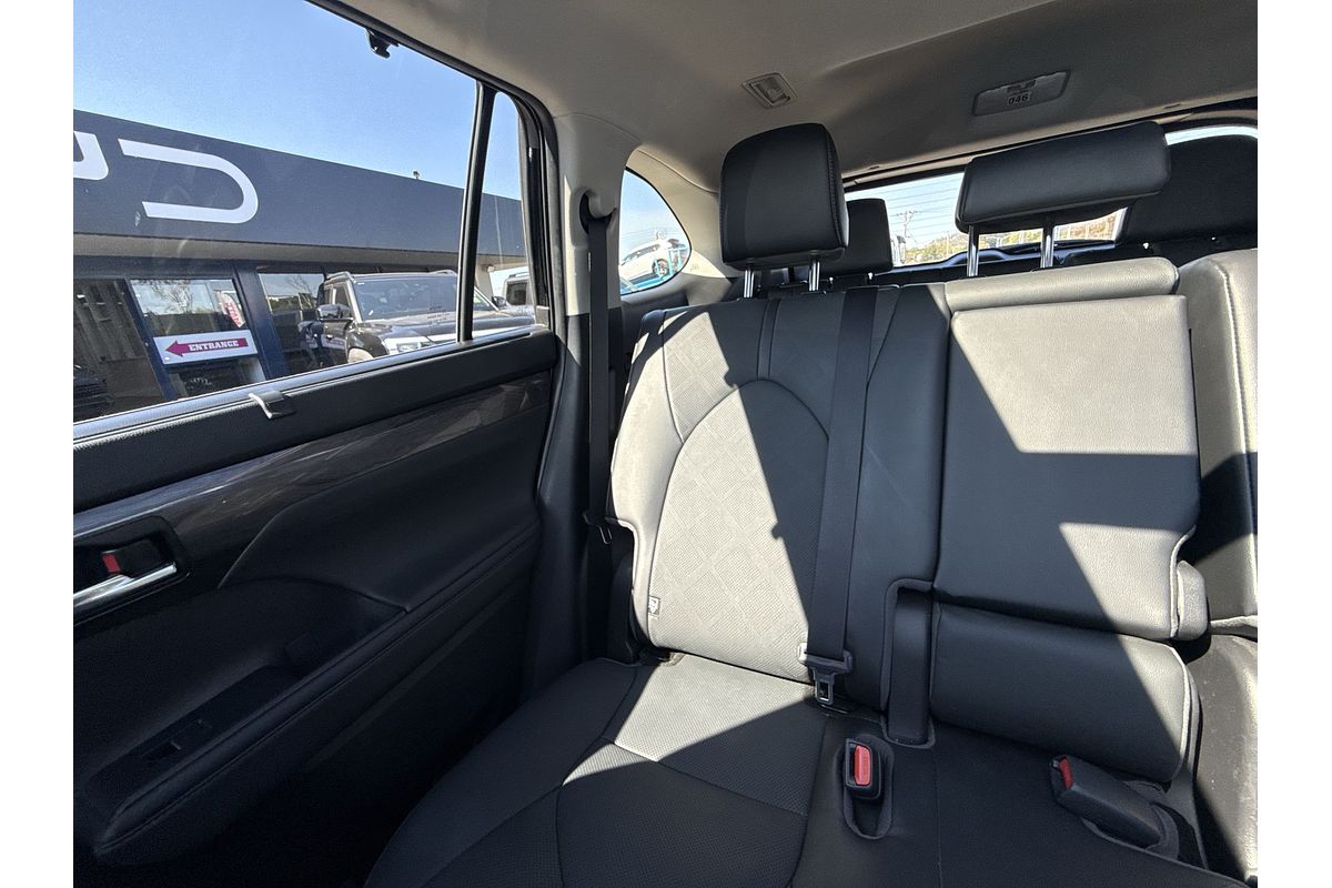 2022 Toyota Kluger Grande GSU75R