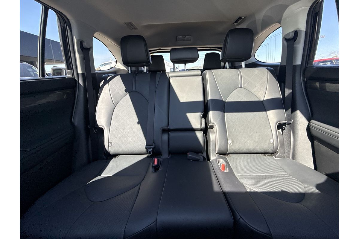 2022 Toyota Kluger Grande GSU75R
