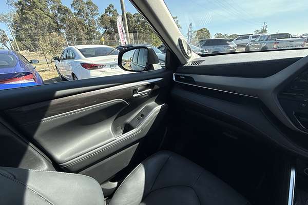 2022 Toyota Kluger Grande GSU75R