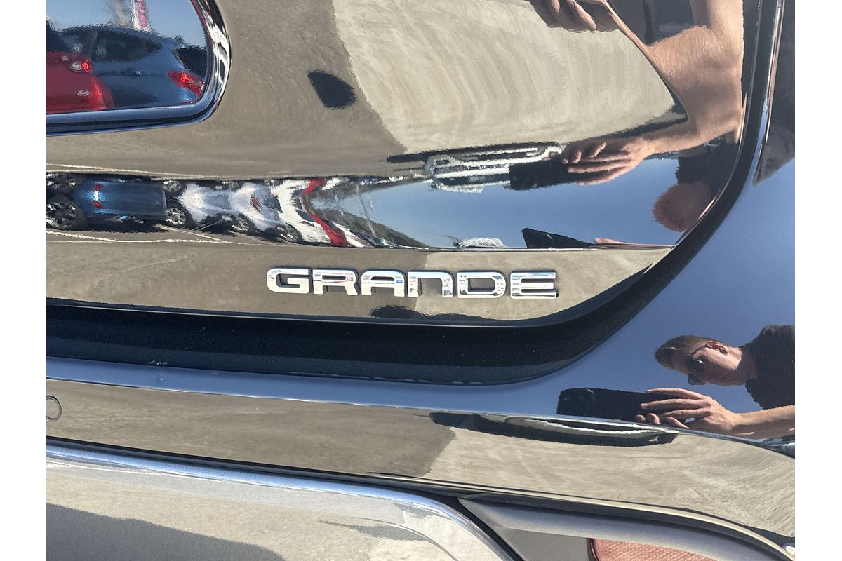 2022 Toyota Kluger Grande GSU75R