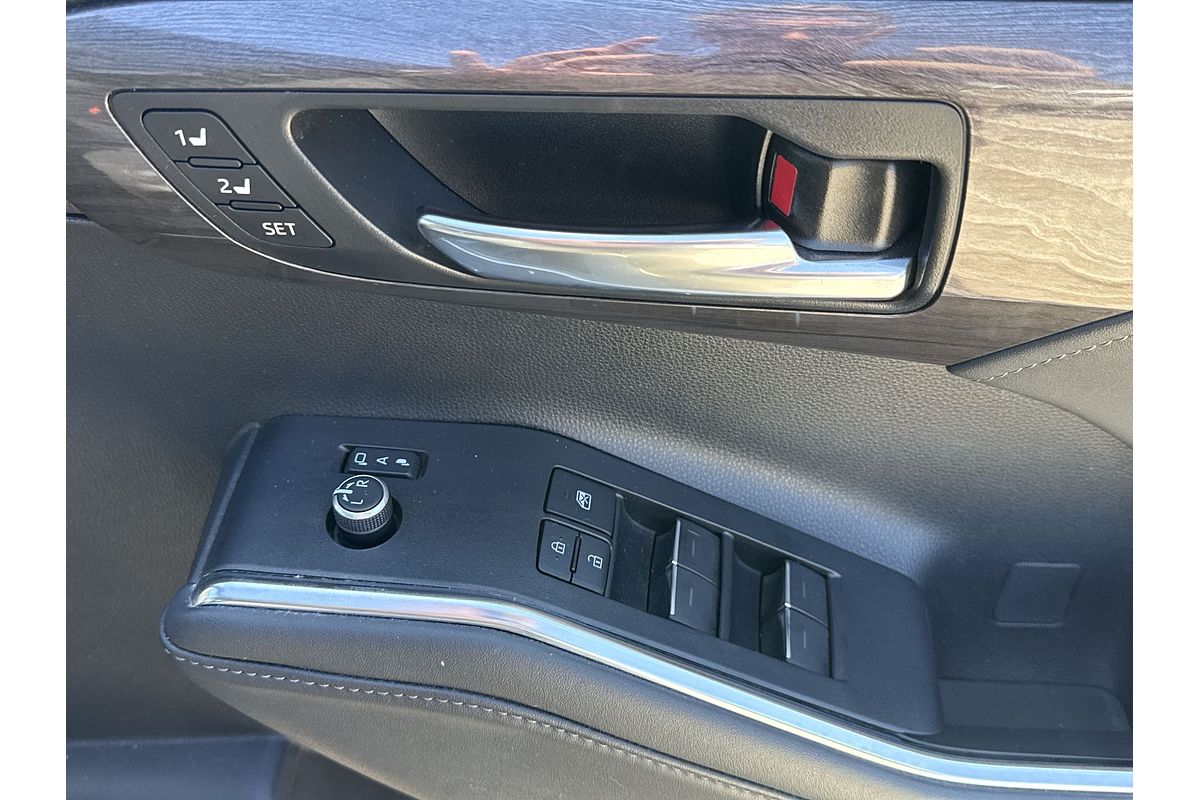 2022 Toyota Kluger Grande GSU75R