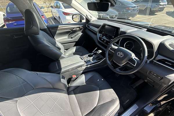 2022 Toyota Kluger Grande GSU75R