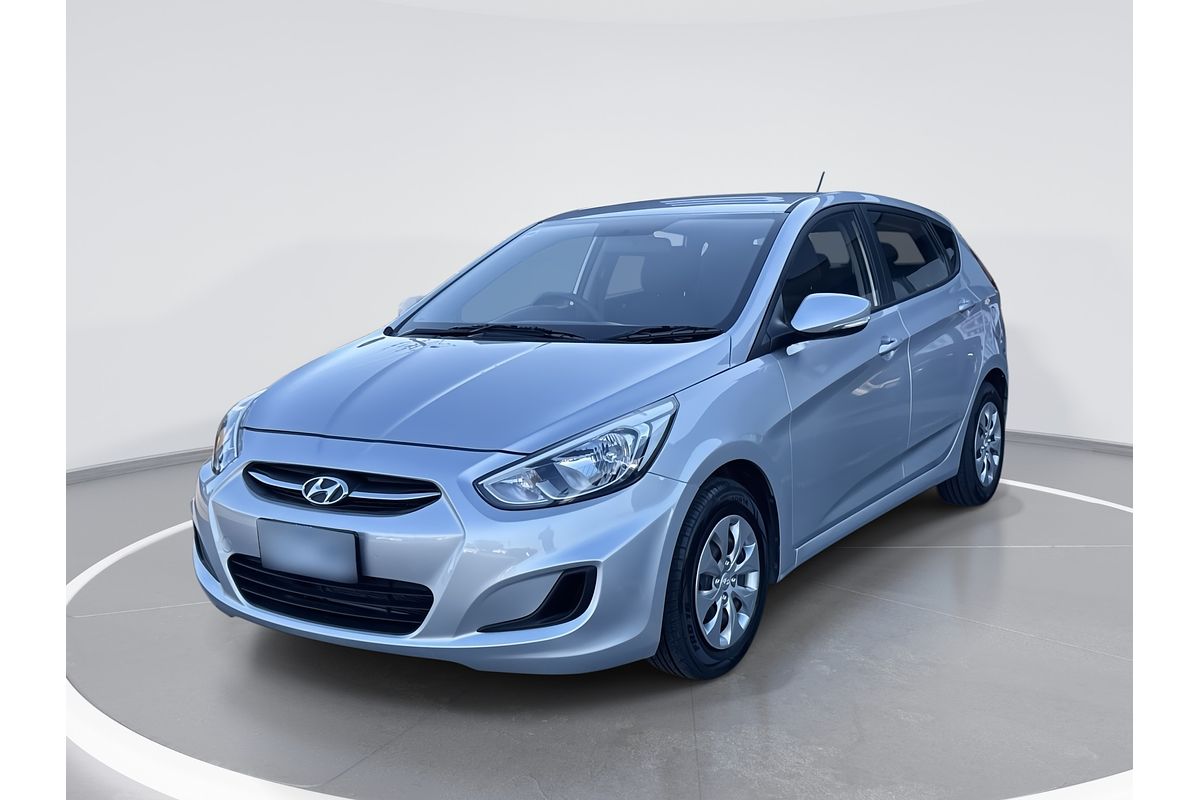 2016 Hyundai Accent Active RB3