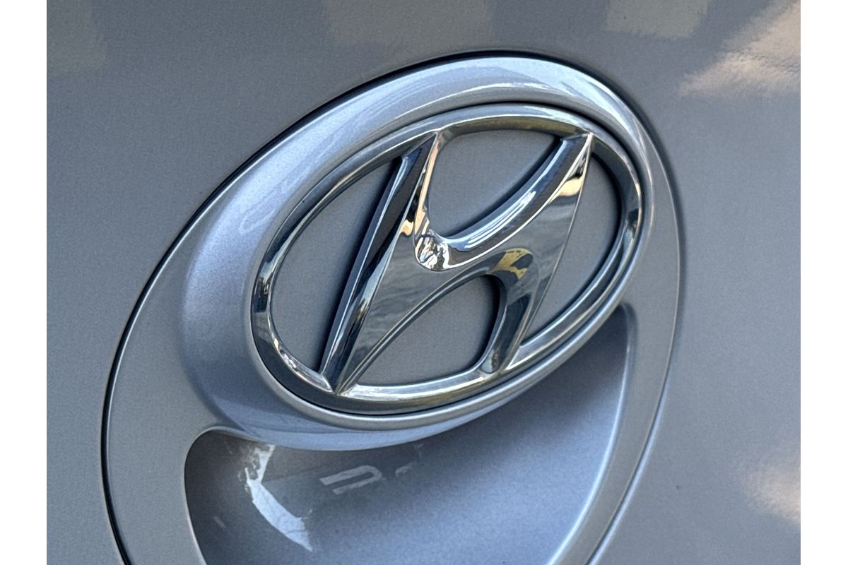 2016 Hyundai Accent Active RB3